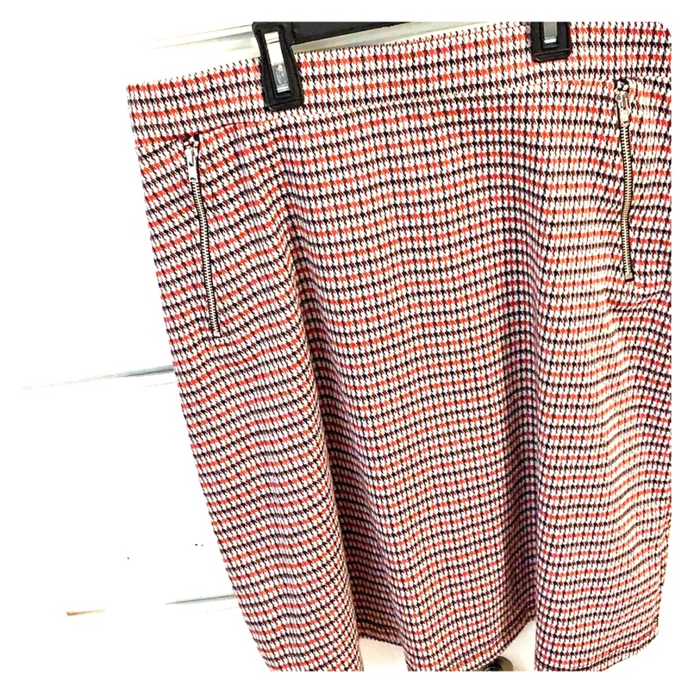 NWOT||Le Lis Red and Black Plaid Skirt||